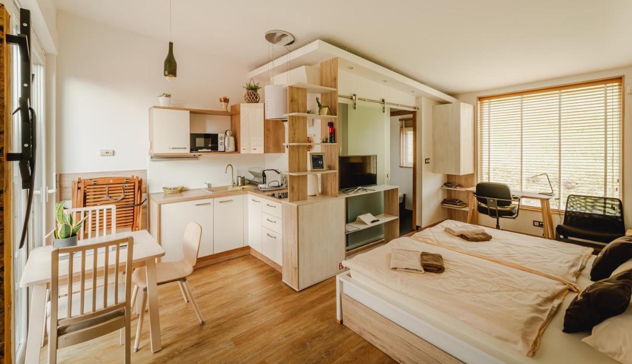 Naturasort Holiday Houses Pesnica pri Mariboru Exterior photo